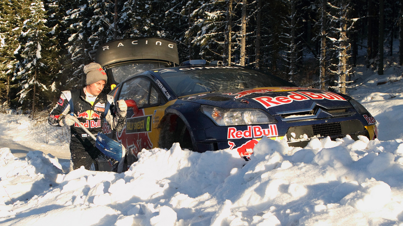 Illustration for article titled The Ten Best Ways To Improve Your Winter Driving